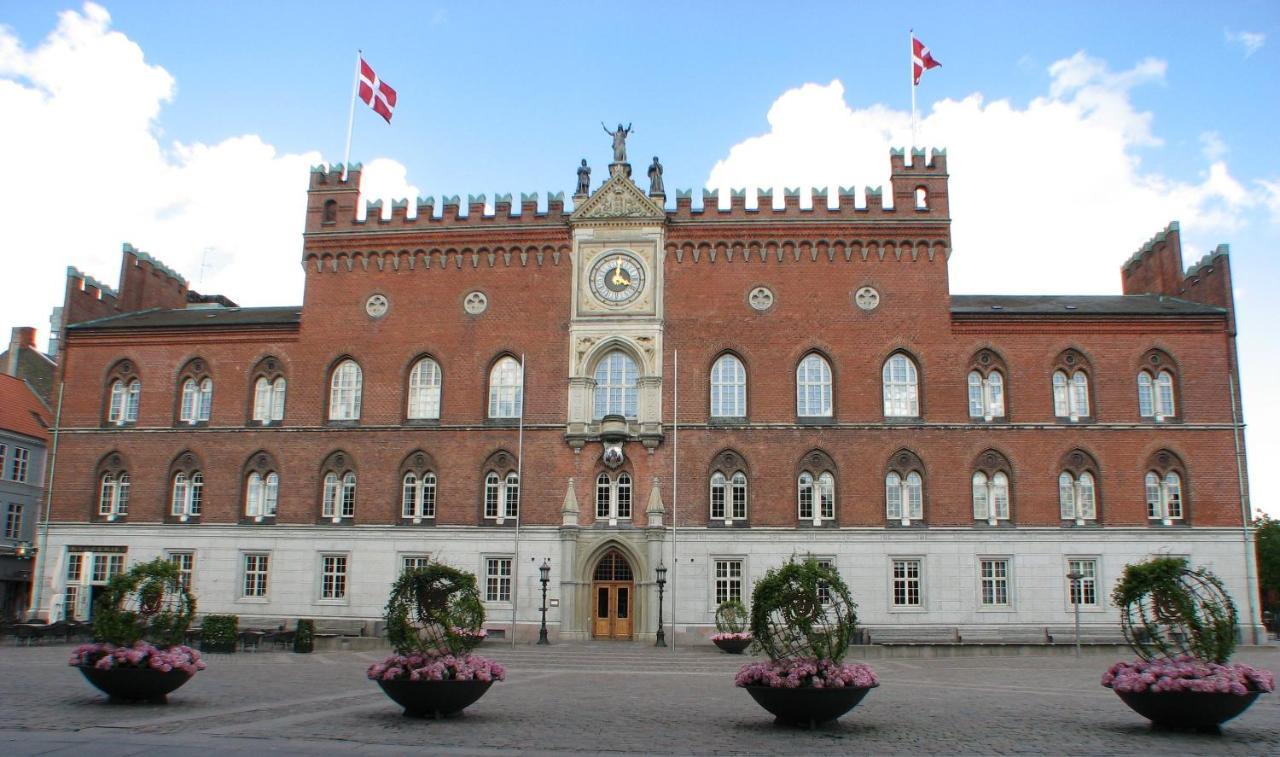 City House Оденсе Экстерьер фото